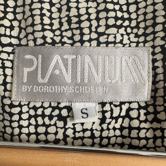 80s Vintage PLATINUM by Dorothy Schoelen | Printed Tie Front Beaded Blouse Small - Picture 6 of 8